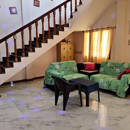 Le Cadillac Bungalow Pondicherry Bagian luar foto