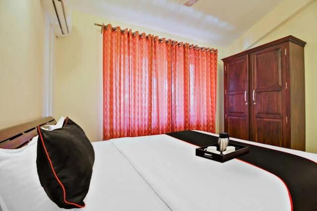 Le Cadillac Bungalow Pondicherry Bagian luar foto