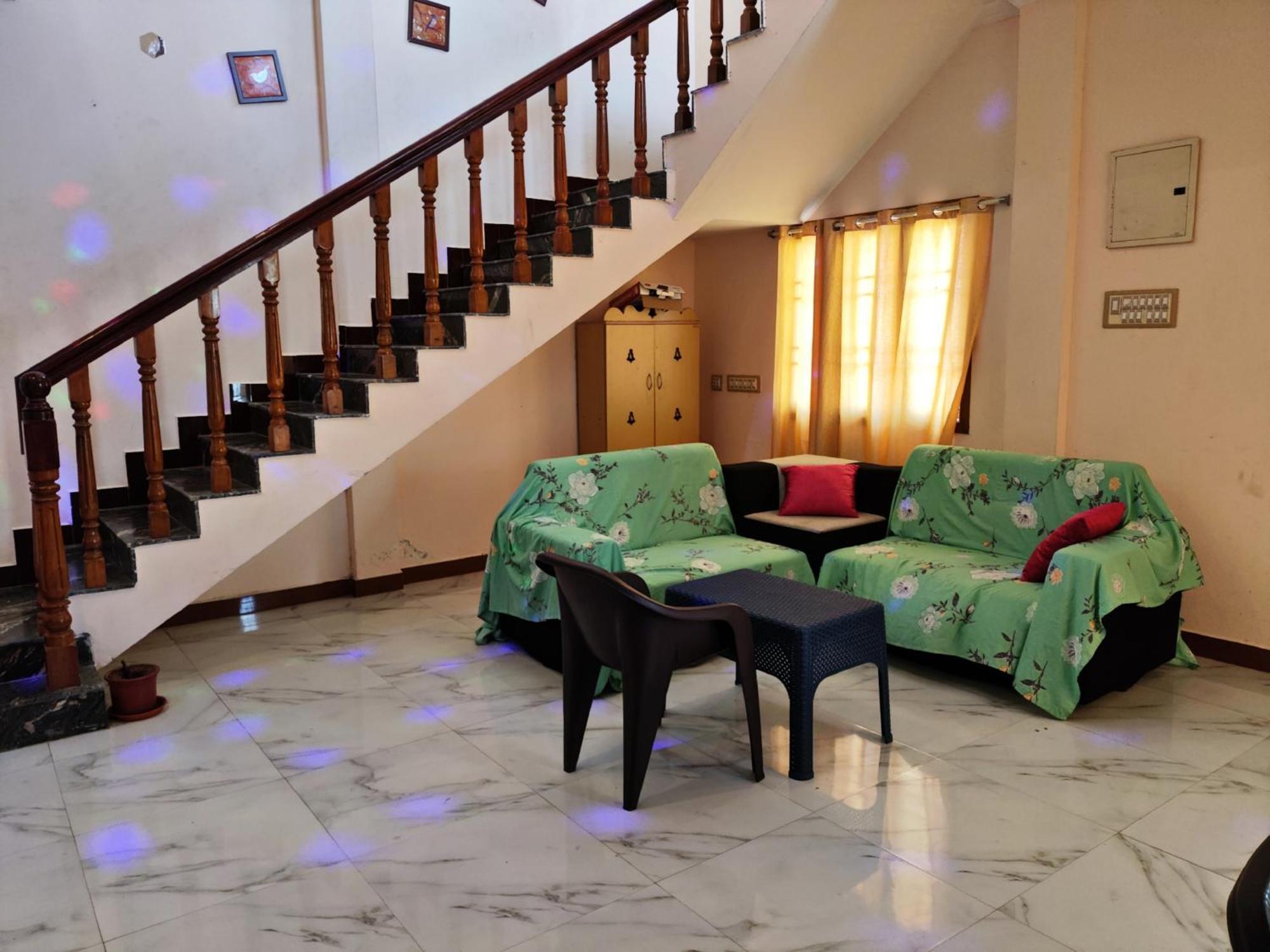 Le Cadillac Bungalow Pondicherry Bagian luar foto