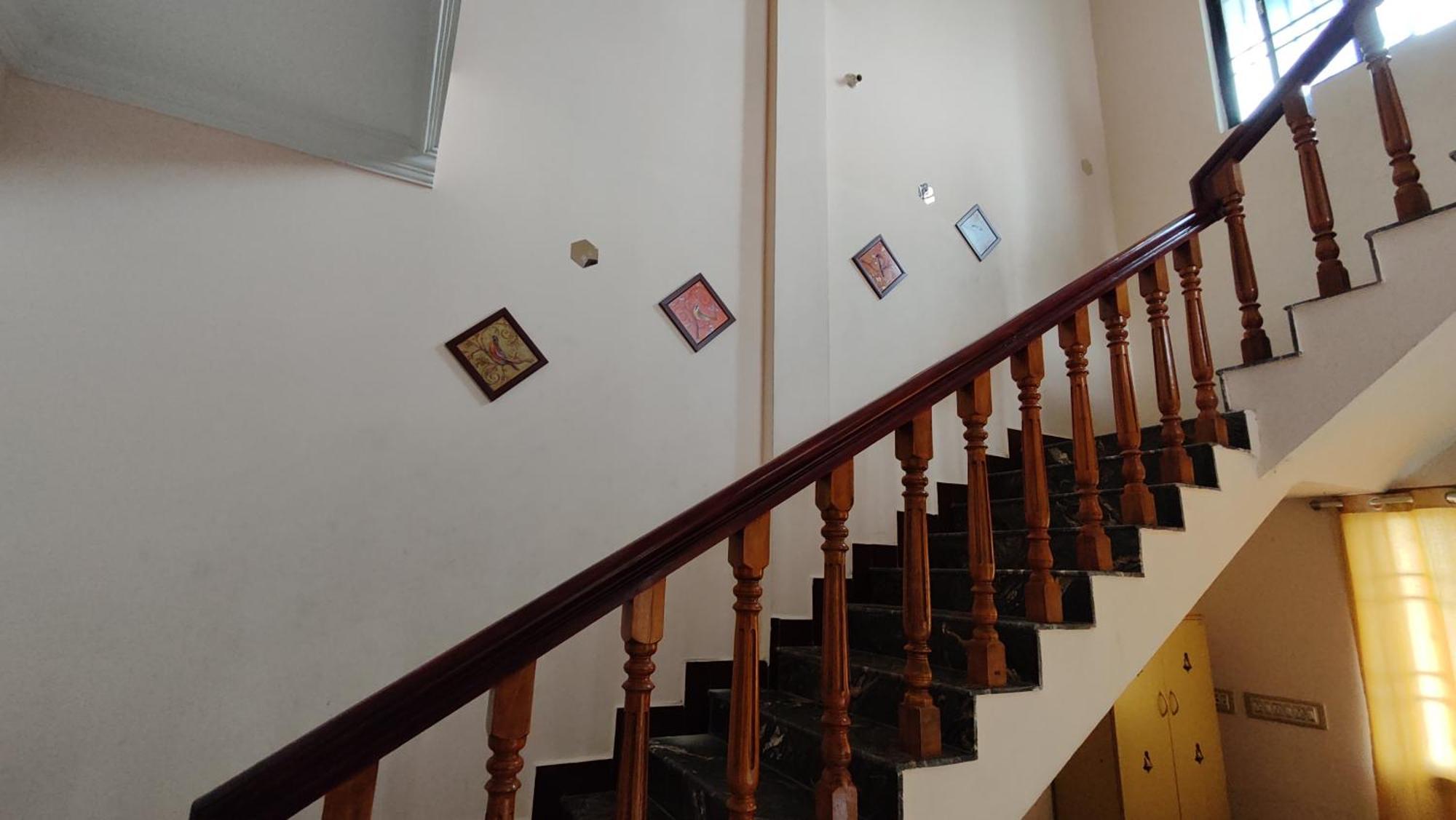 Le Cadillac Bungalow Pondicherry Bagian luar foto