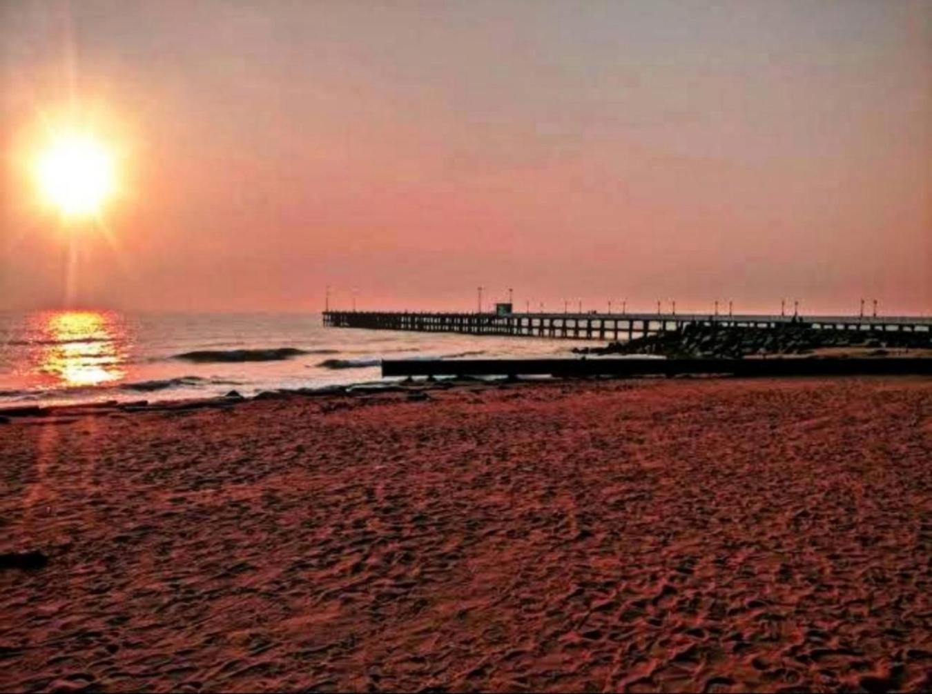Le Cadillac Bungalow Pondicherry Bagian luar foto